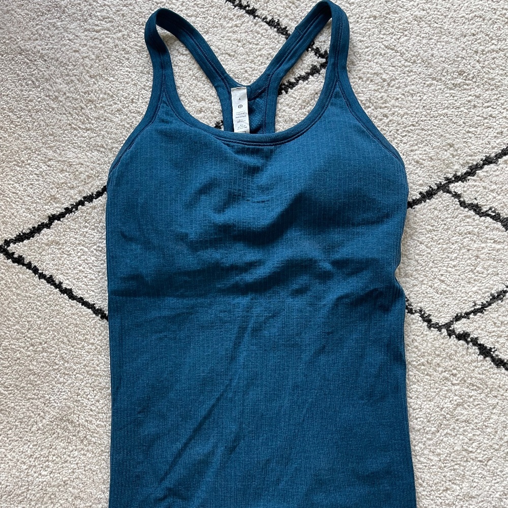 Ebb to street tank lululemon